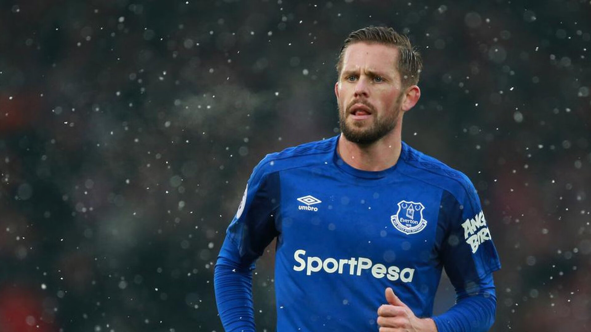 拉文失误频发公牛终结连败，拉文31分率公牛取季前赛四连胜